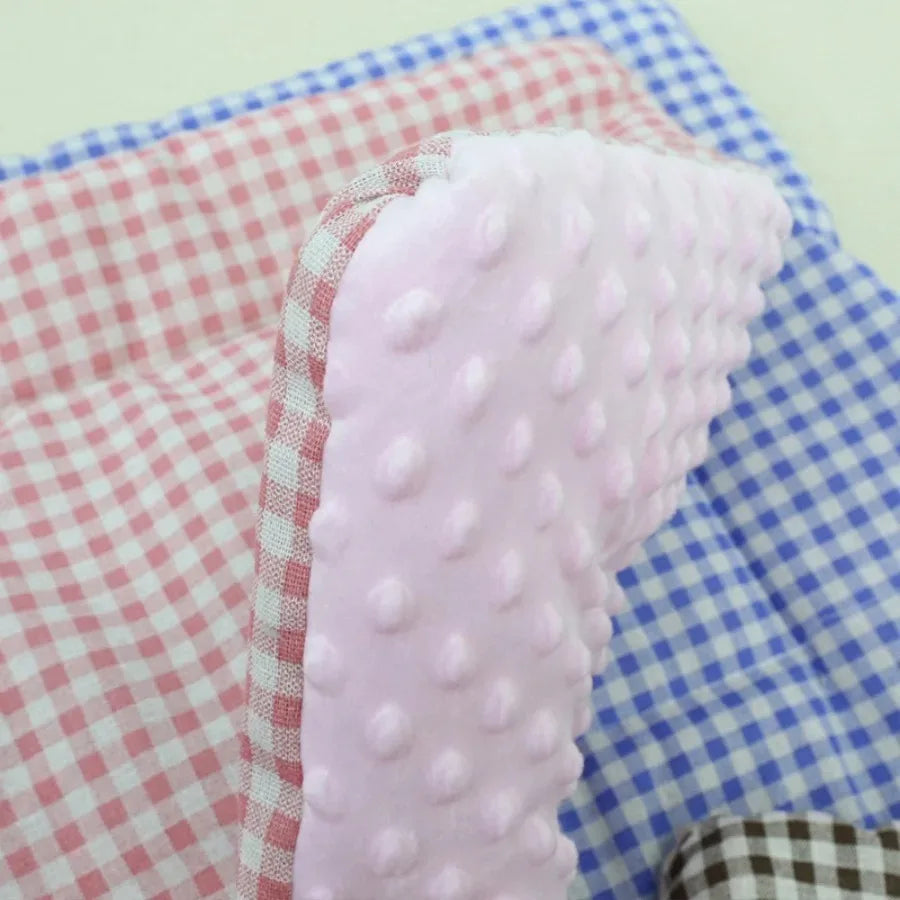 Cozy Cats Mat: The Ultimate Bed and Accessory for Your Feline Friends - Perfect for Kittens and Cats Alike!