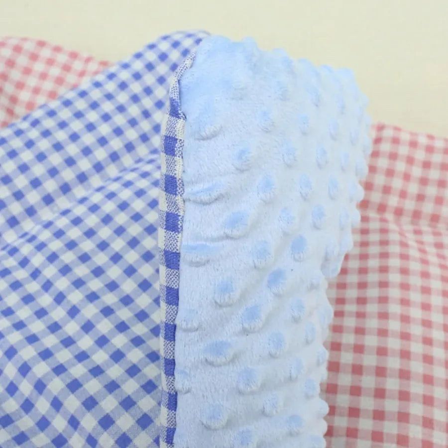 Cozy Cats Mat: The Ultimate Bed and Accessory for Your Feline Friends - Perfect for Kittens and Cats Alike!