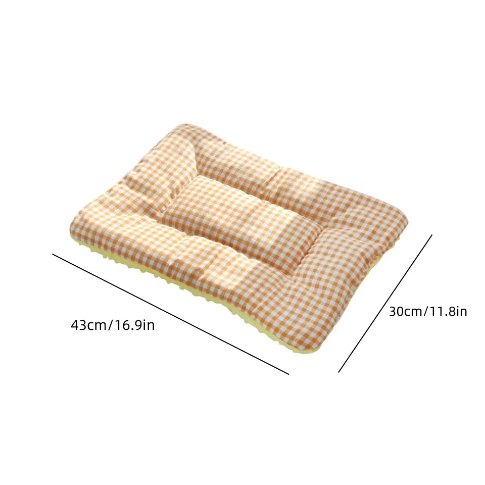 Cozy Cats Mat: The Ultimate Bed and Accessory for Your Feline Friends - Perfect for Kittens and Cats Alike!